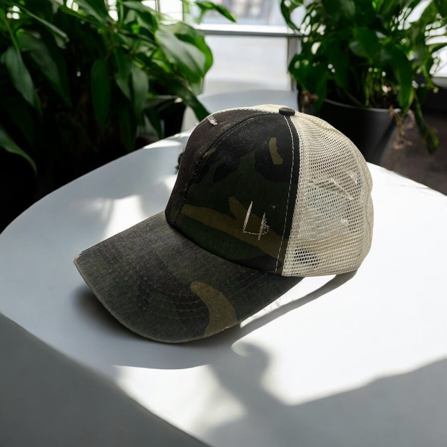 Distressed Baseball Caps with Crisscross backing
