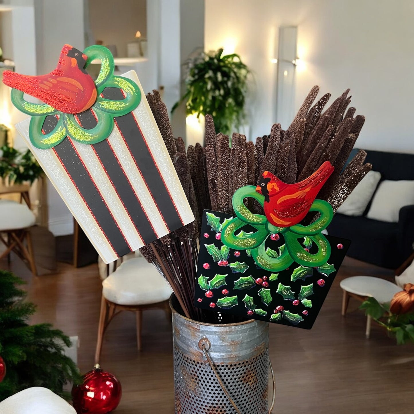 Cardinal Gift Box Decor
