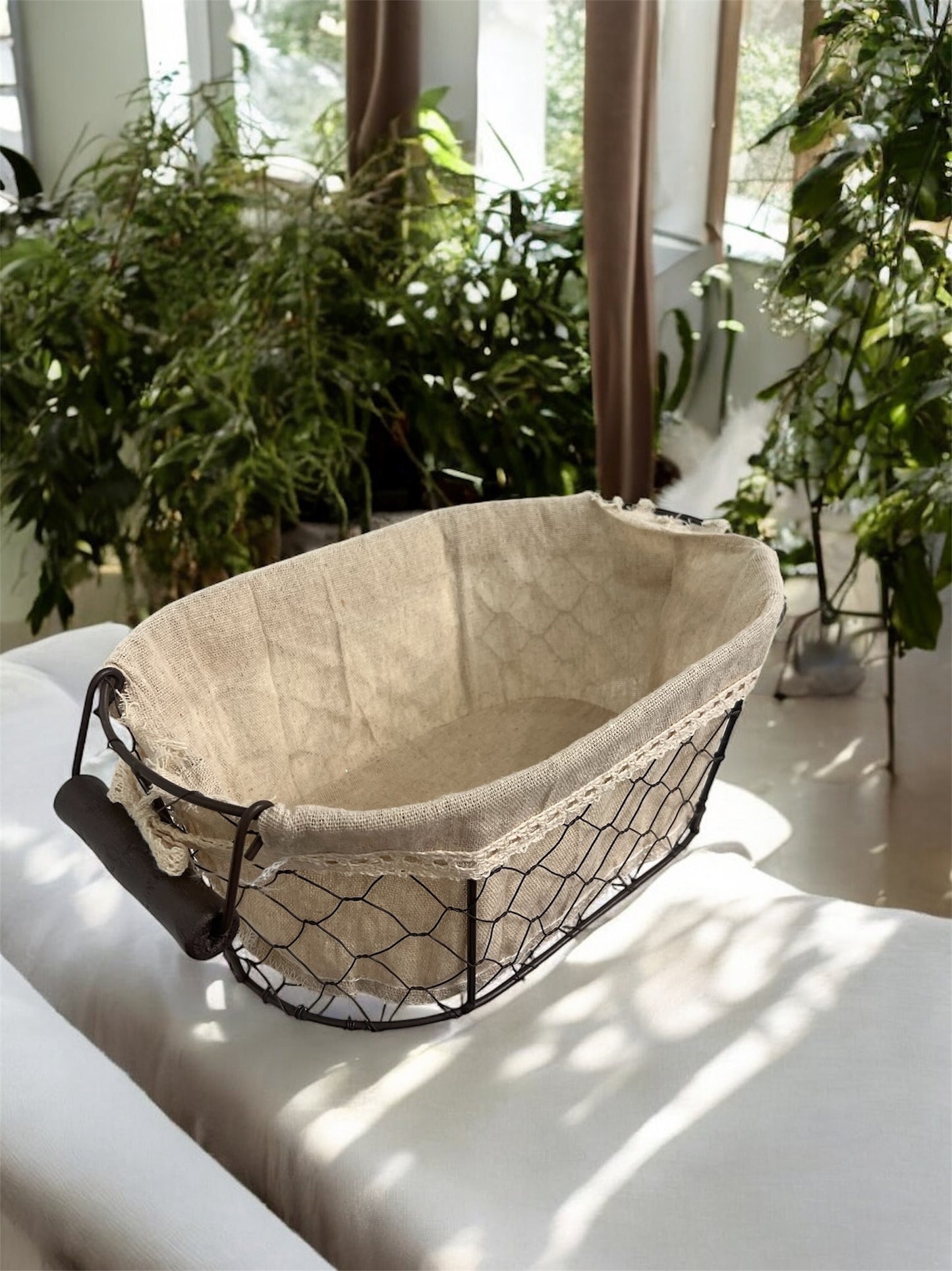 Wire Decorative Cream Basket