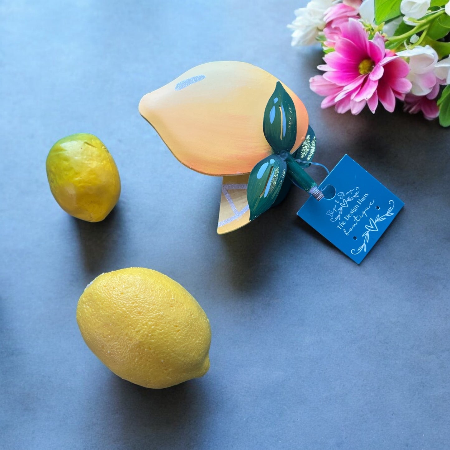 Roundtop Lemon Topper