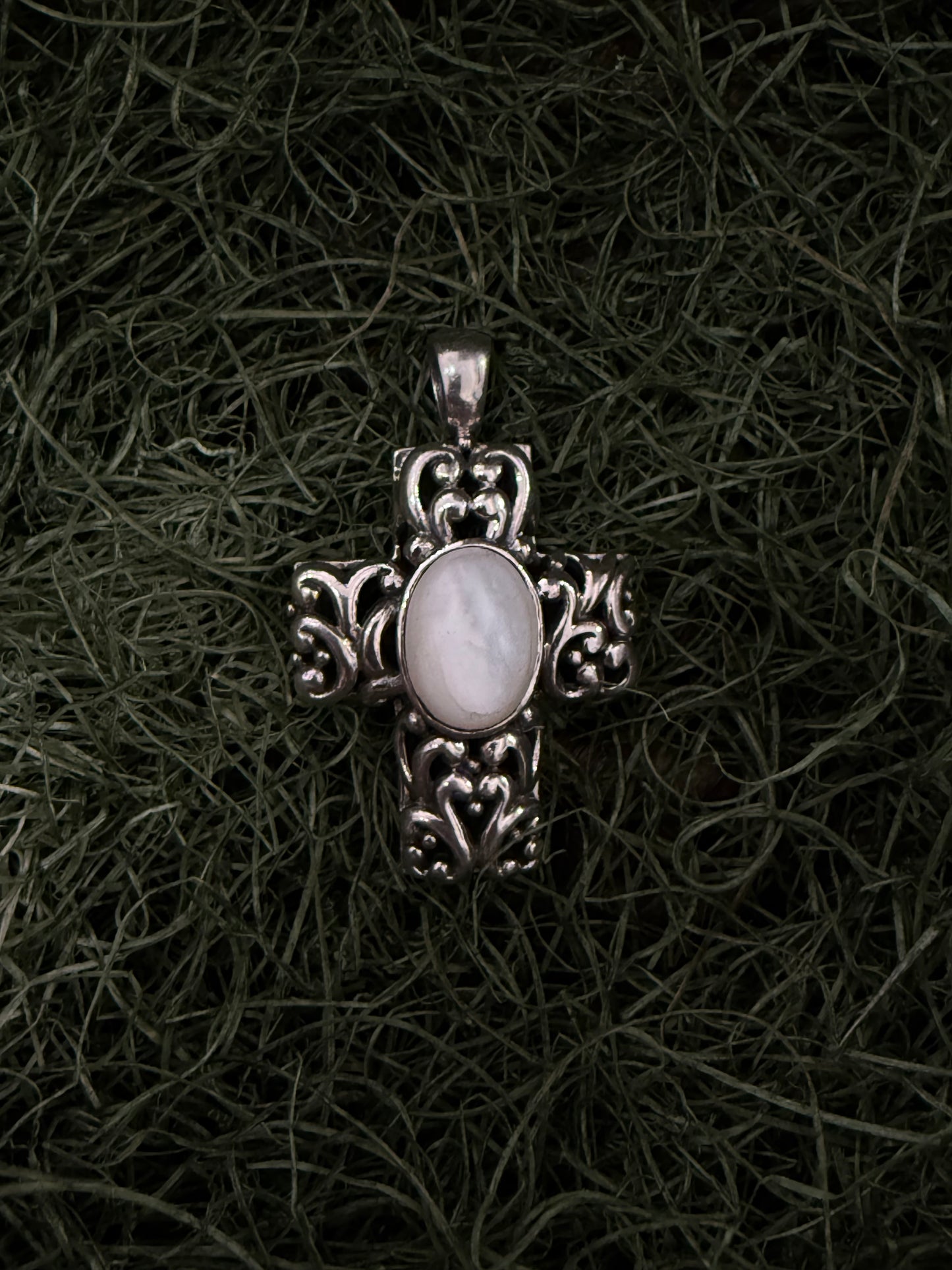 Vintage Sterling Silver Filigree Cross Pendant w/ Center Oval Mother of Pearl