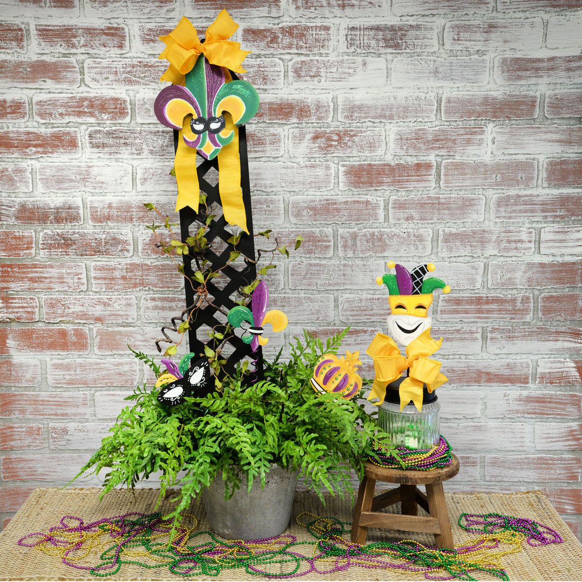 Lattice Outdoor Charm Holder