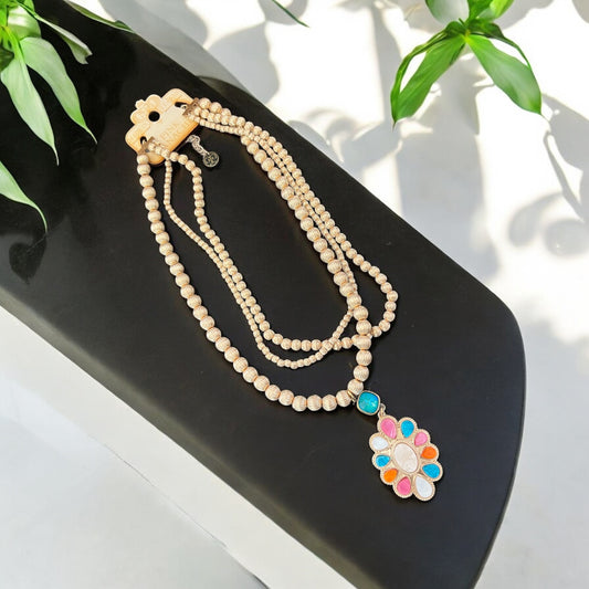 Pearlized Fancy Oval Necklace with Austrian Crystal